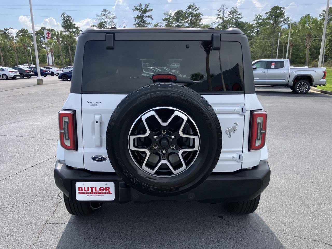 Used 2024 Ford Bronco Outer Banks AWD/4WD image 4