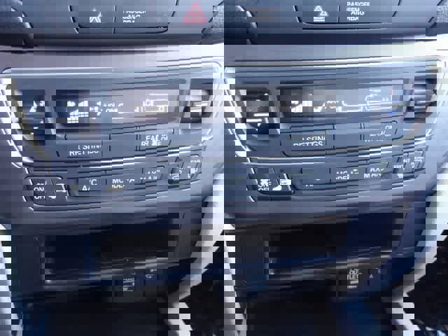 Used 2019 Honda Pilot LX image 24