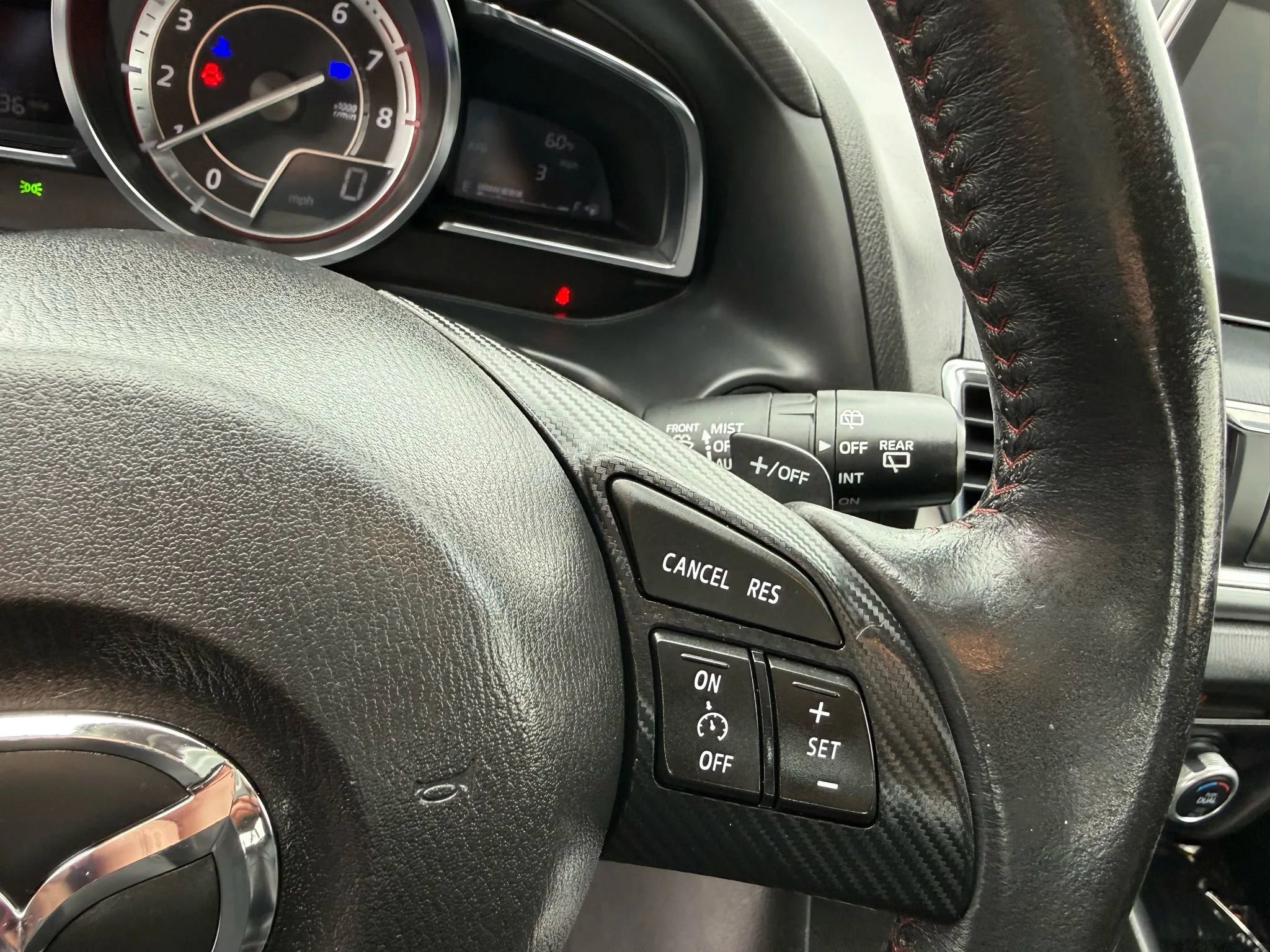 Used 2015 MAZDA MAZDA3 s Grand Touring FWD image 25