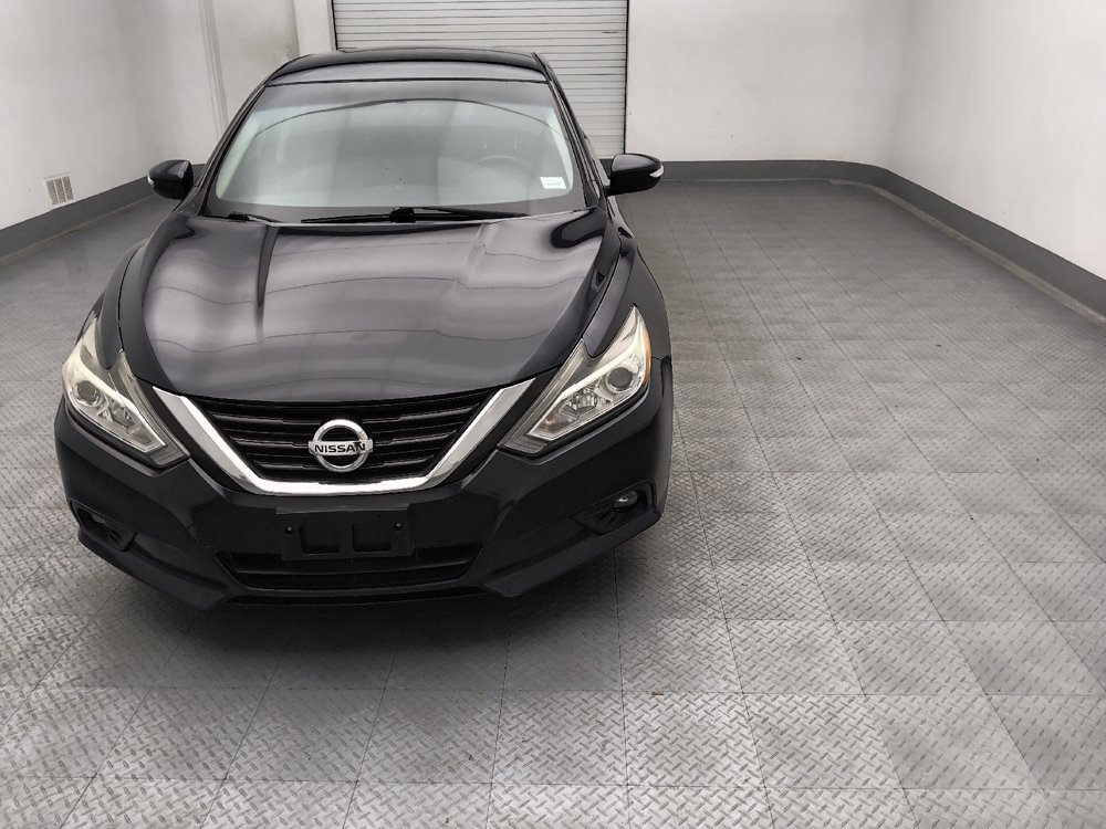 Used 2018 Nissan Altima 2.5 SL FWD image 15