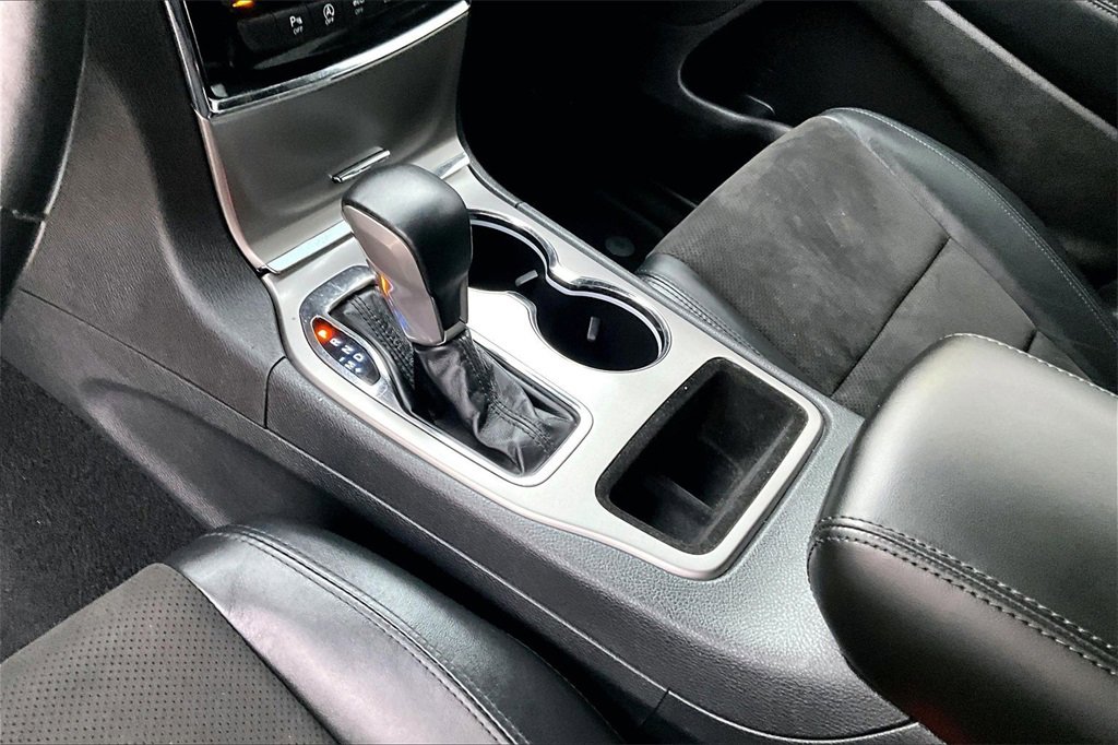 Used 2020 Jeep Grand Cherokee Altitude image 13