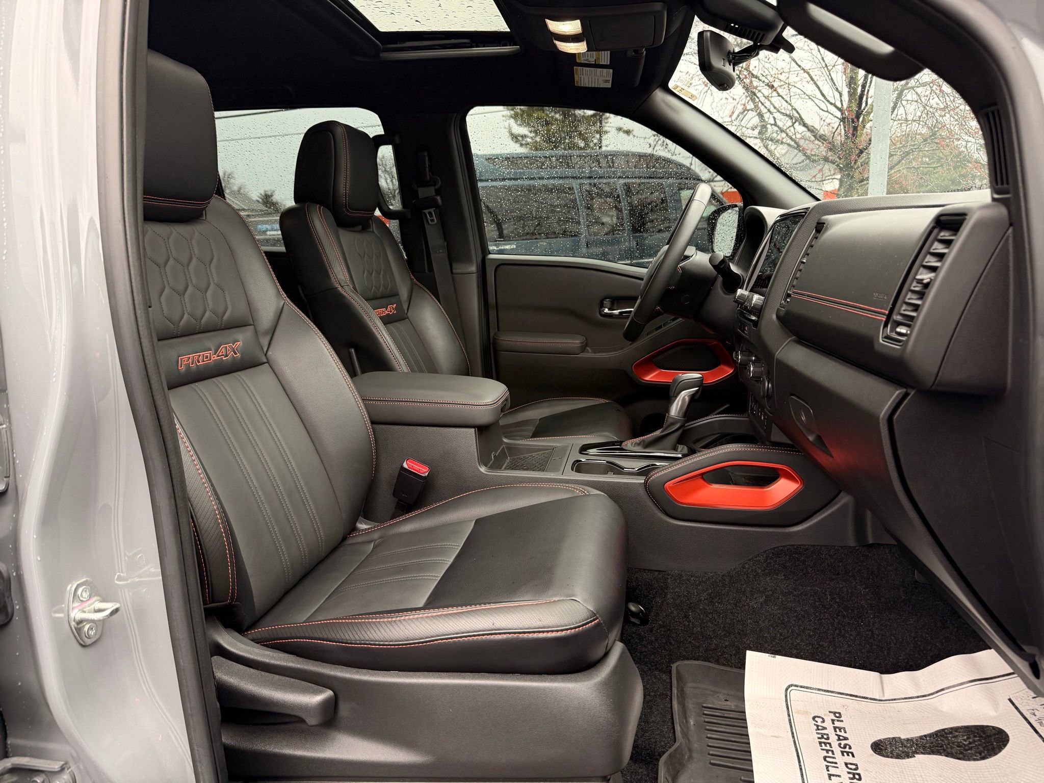 Used 2024 Nissan Frontier PRO-4X w/ Pro Premium Package image 20