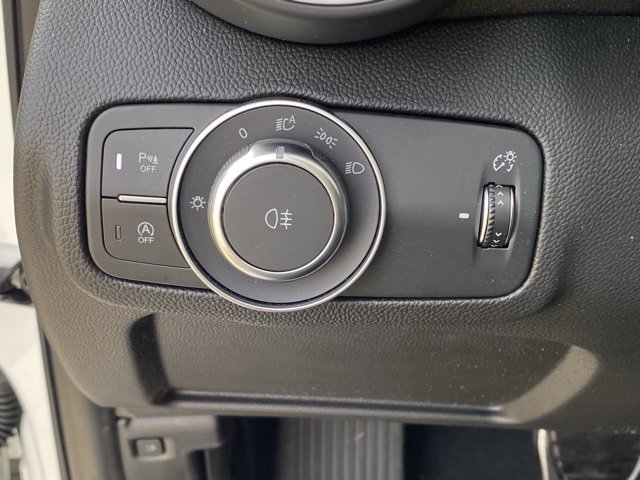 New 2025 Alfa Romeo Giulia AWD image 34