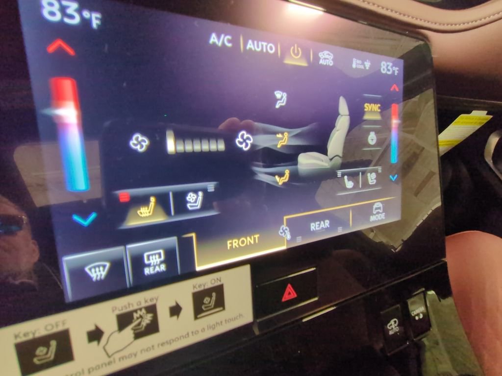 New 2026 INFINITI QX80 Autograph w/ Premium Cargo Package image 16