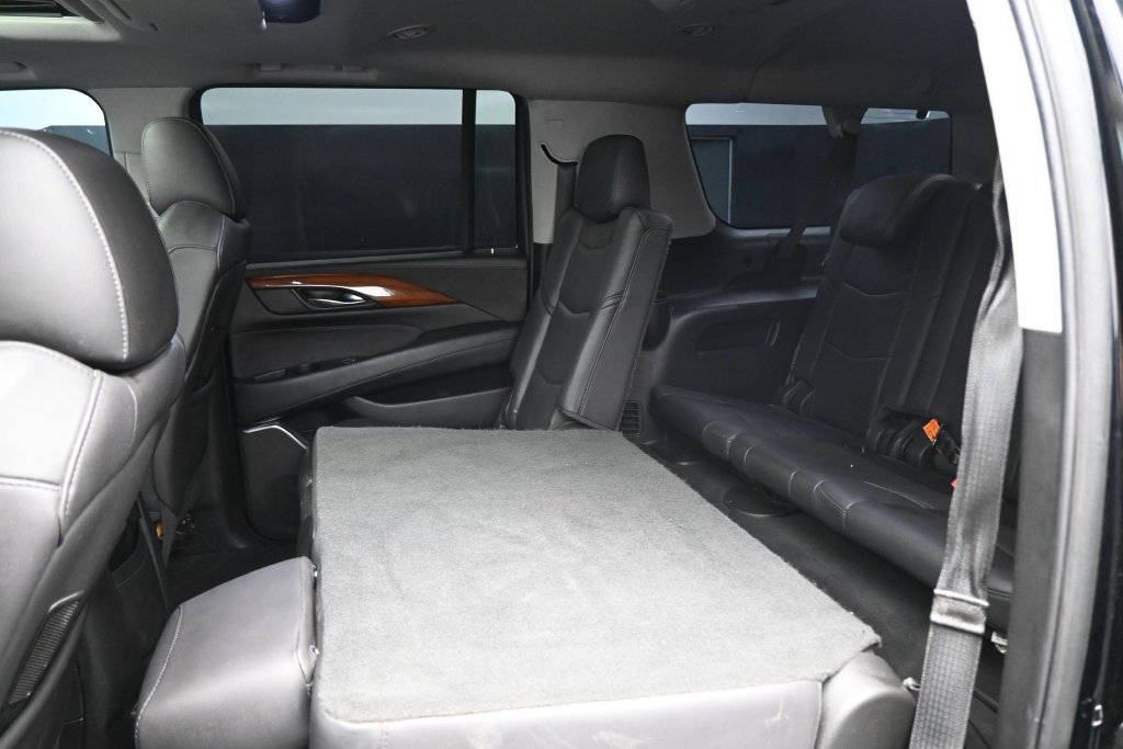 Used 2018 Cadillac Escalade ESV Premium Luxury AWD/4WD image 24