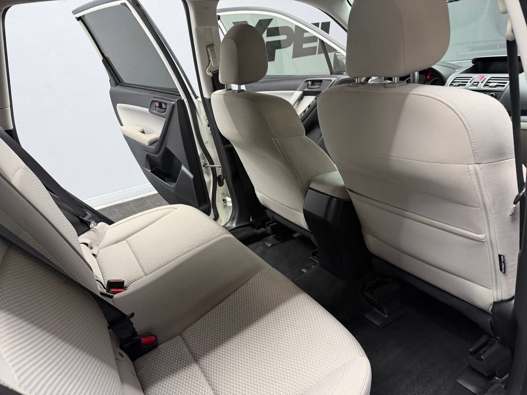 Used 2018 Subaru Forester 2.5i AWD/4WD image 45