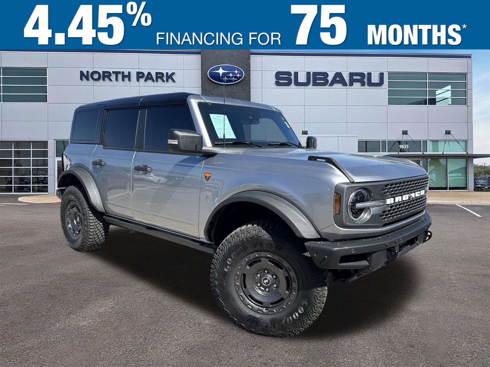 Used 2024 Ford Bronco Badlands image 1