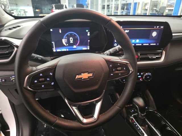 New 2025 Chevrolet TrailBlazer LT w/ Convenience Package image 13