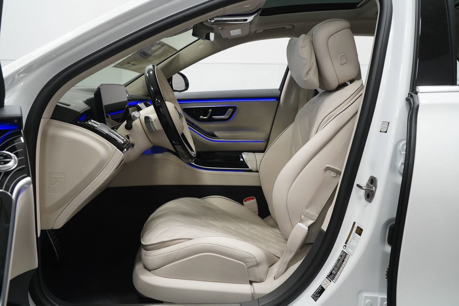 New 2026 Mercedes-Benz S 580 4MATIC Sedan image 2