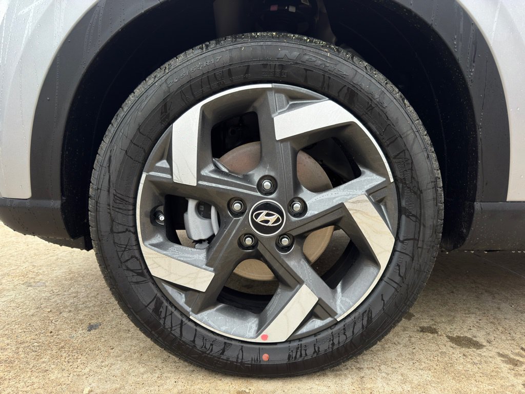New 2026 Hyundai Venue SEL FWD image 22