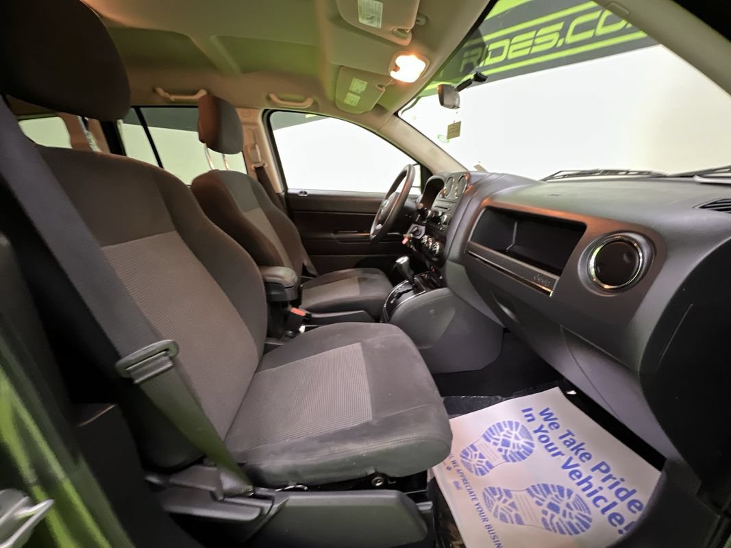 Used 2011 Jeep Compass 4WD image 27