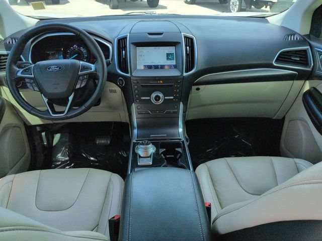 Certified 2019 Ford Edge Titanium FWD image 15