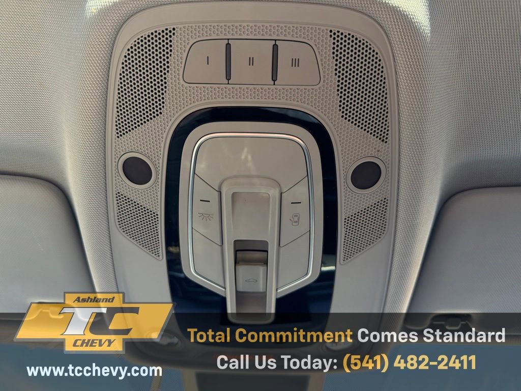 Used 2017 Audi A4 2.0T Premium image 23