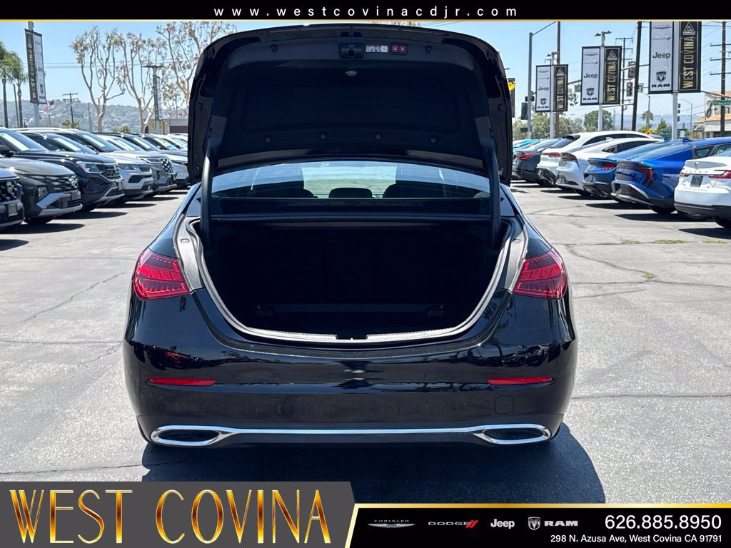 Used 2025 Mercedes-Benz C 300 Sedan image 16
