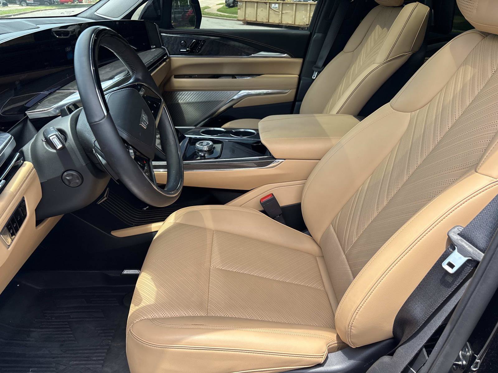 Used 2025 Cadillac Escalade IQ Sport 2 AWD/4WD image 15