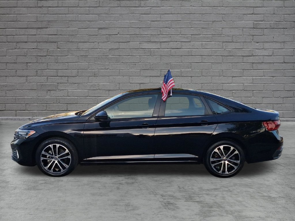 Certified 2023 Volkswagen Jetta Sport FWD image 5