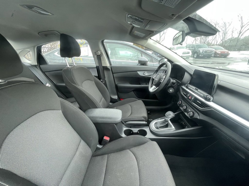 Certified 2024 Kia Forte LXS image 4