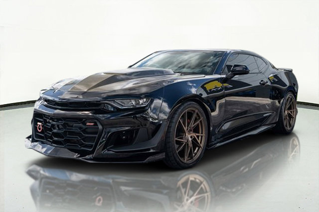 Used 2019 Chevrolet Camaro SS image 12