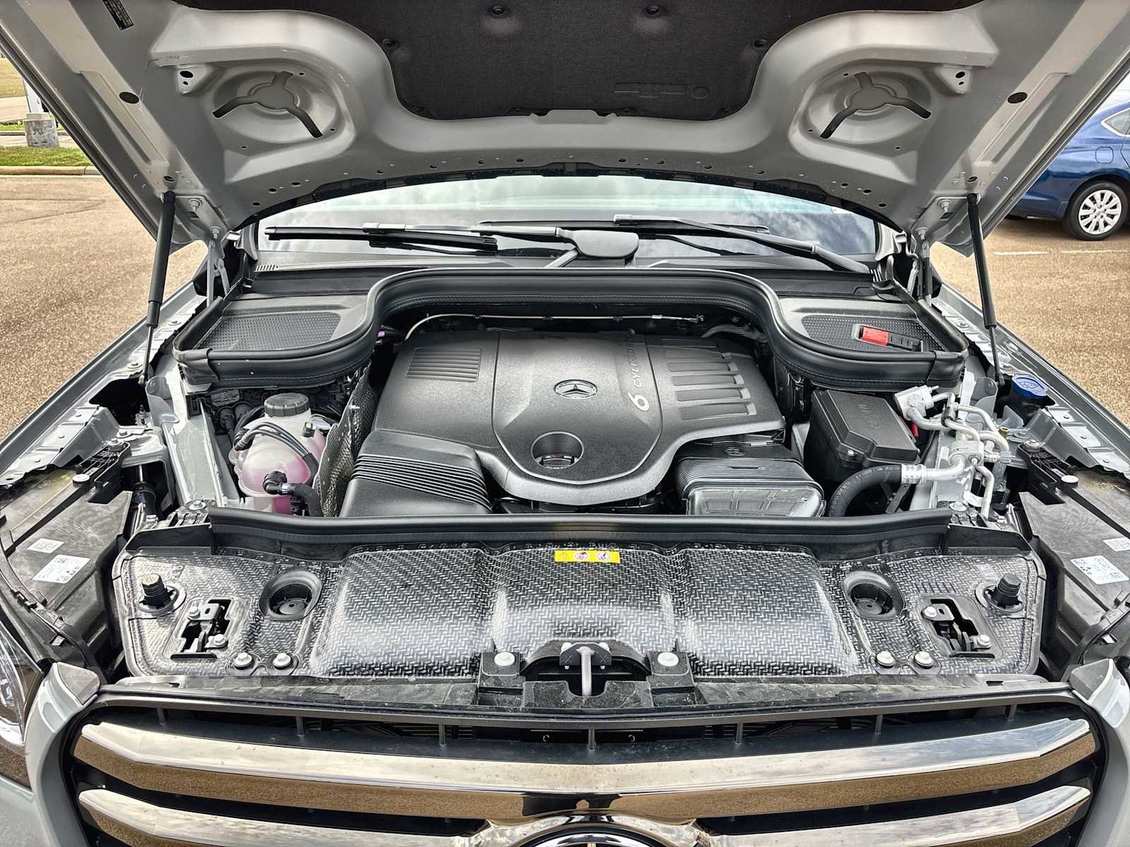 New 2026 Mercedes-Benz GLS 450 4MATIC image 13
