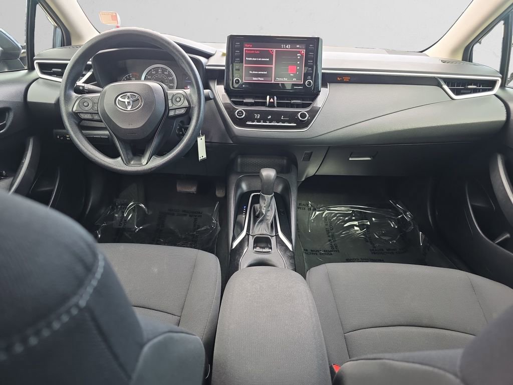 Used 2022 Toyota Corolla LE image 11