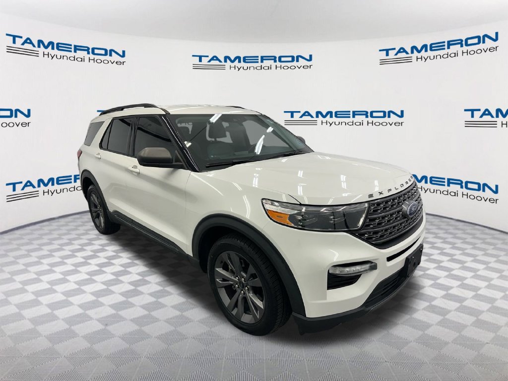 Used 2021 Ford Explorer XLT w/ Equipment Group 202A RWD image 7