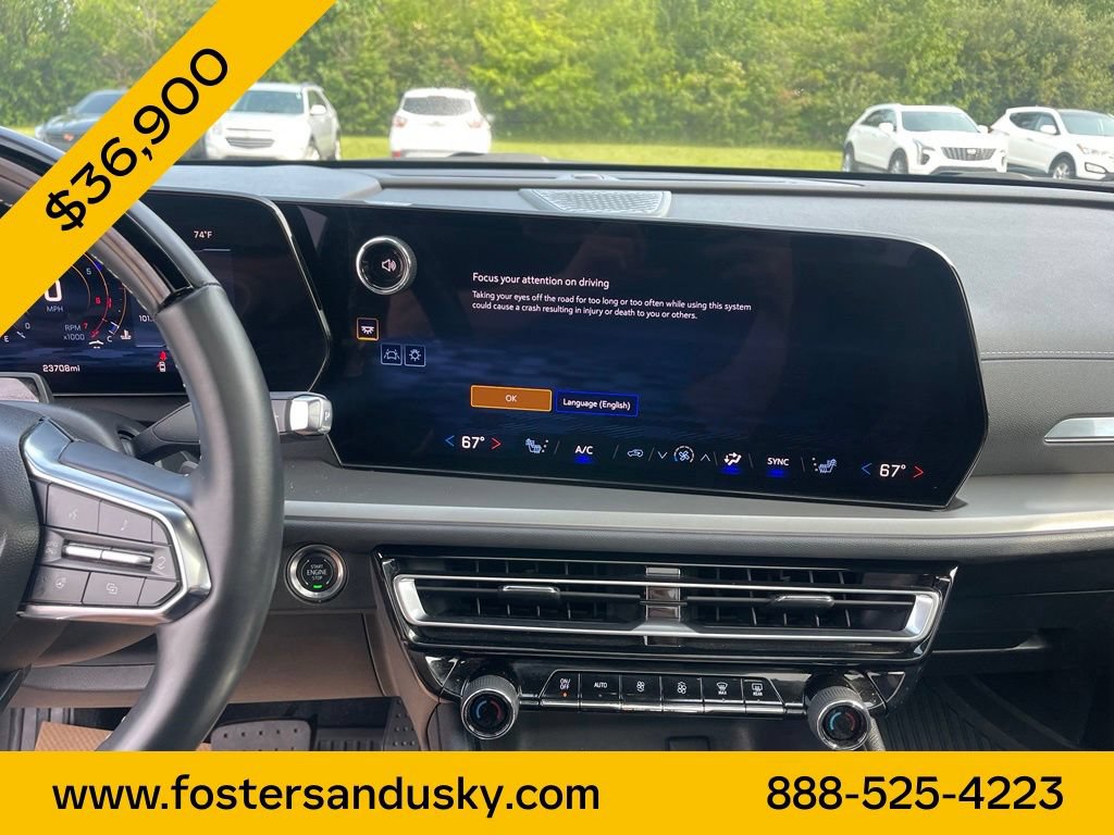 Used 2024 Chevrolet Traverse LT w/ Enhanced Driving Package FWD image 11