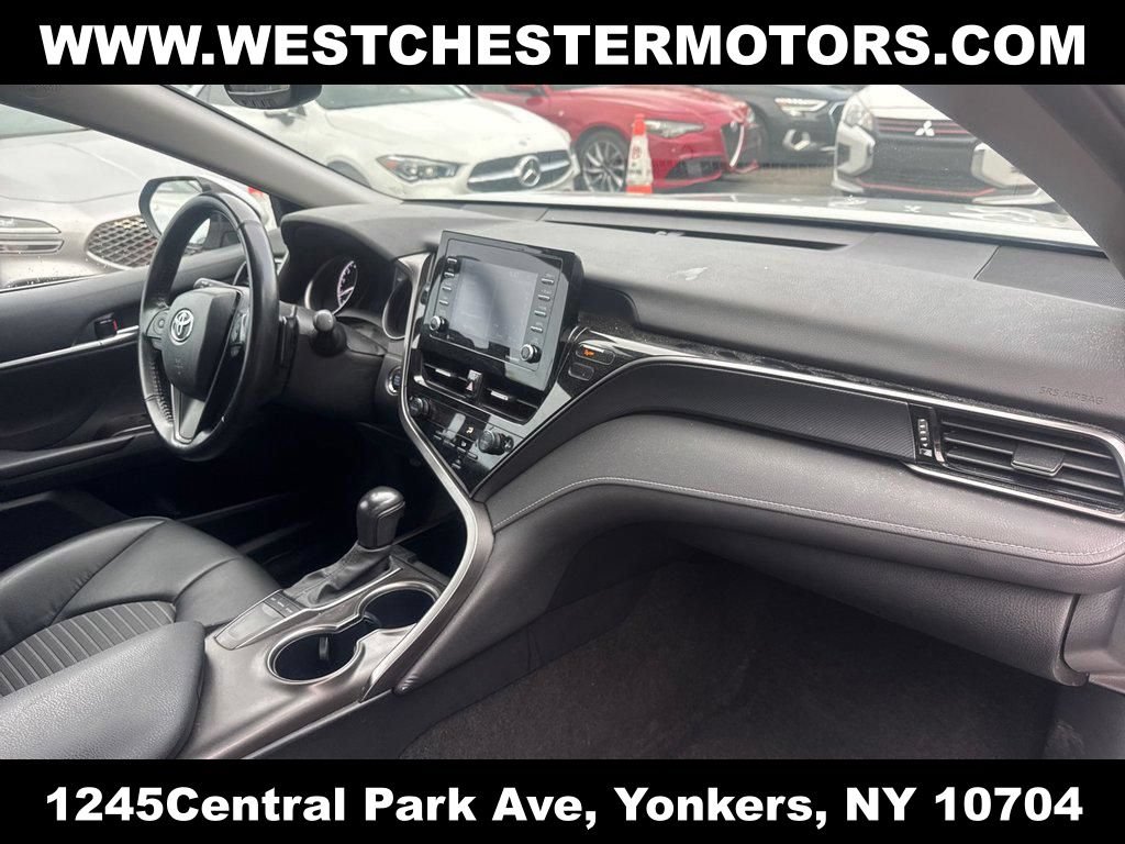 Used 2024 Toyota Camry SE w/ Convenience Package FWD image 16