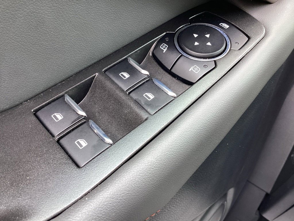 Used 2025 Ford Explorer Active RWD image 24