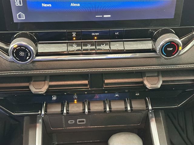 Used 2023 Chevrolet Colorado LT w/ LPO, Pro Essentials Package image 13