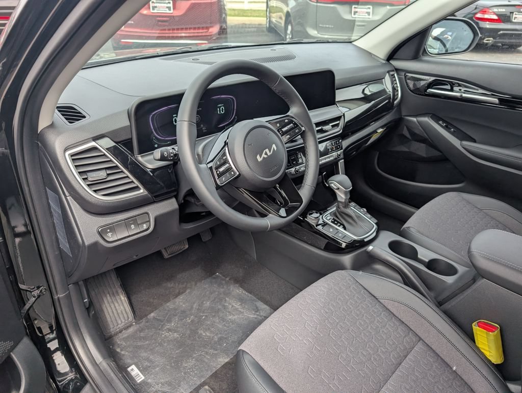 New 2026 Kia Seltos S AWD/4WD image 12