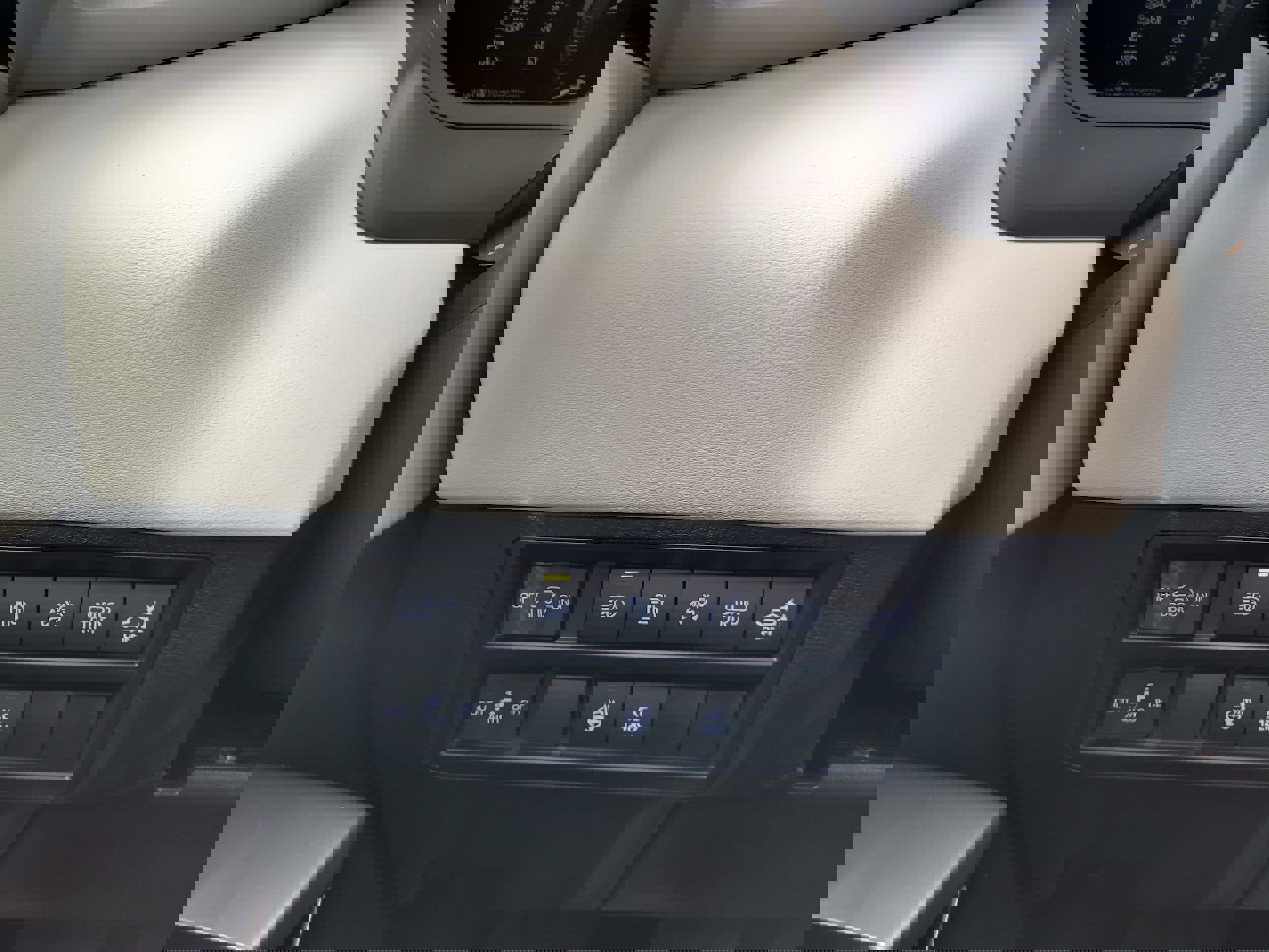 Used 2024 Toyota Sequoia Capstone image 27