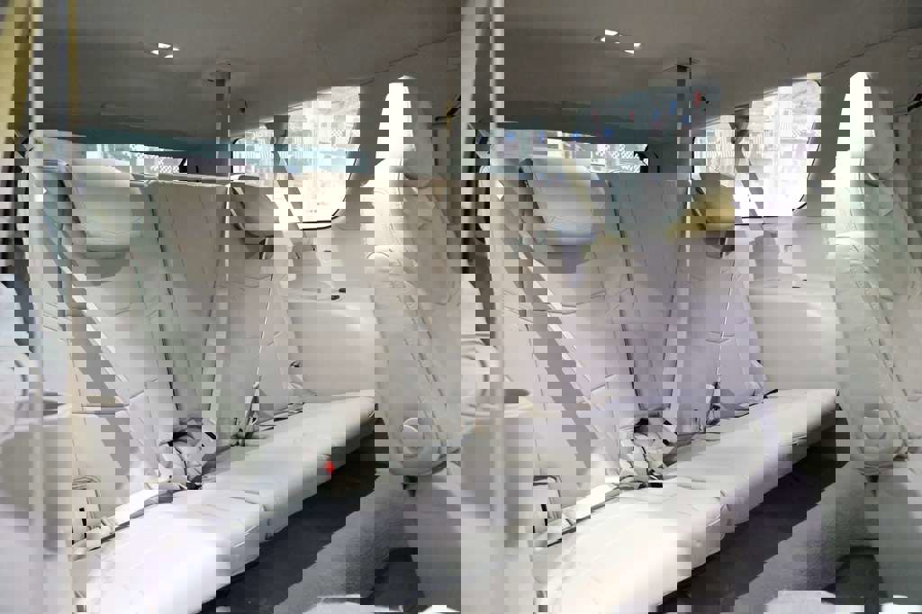 Used 2019 Cadillac Escalade ESV Luxury image 28