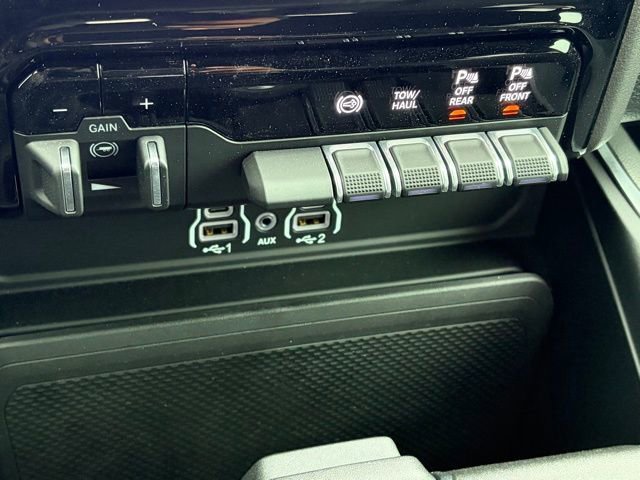 New 2026 RAM 3500 Big Horn AWD/4WD image 22