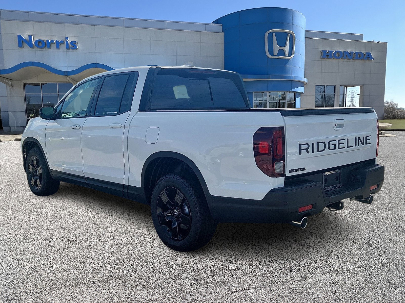 New 2025 Honda Ridgeline Black Edition image 3