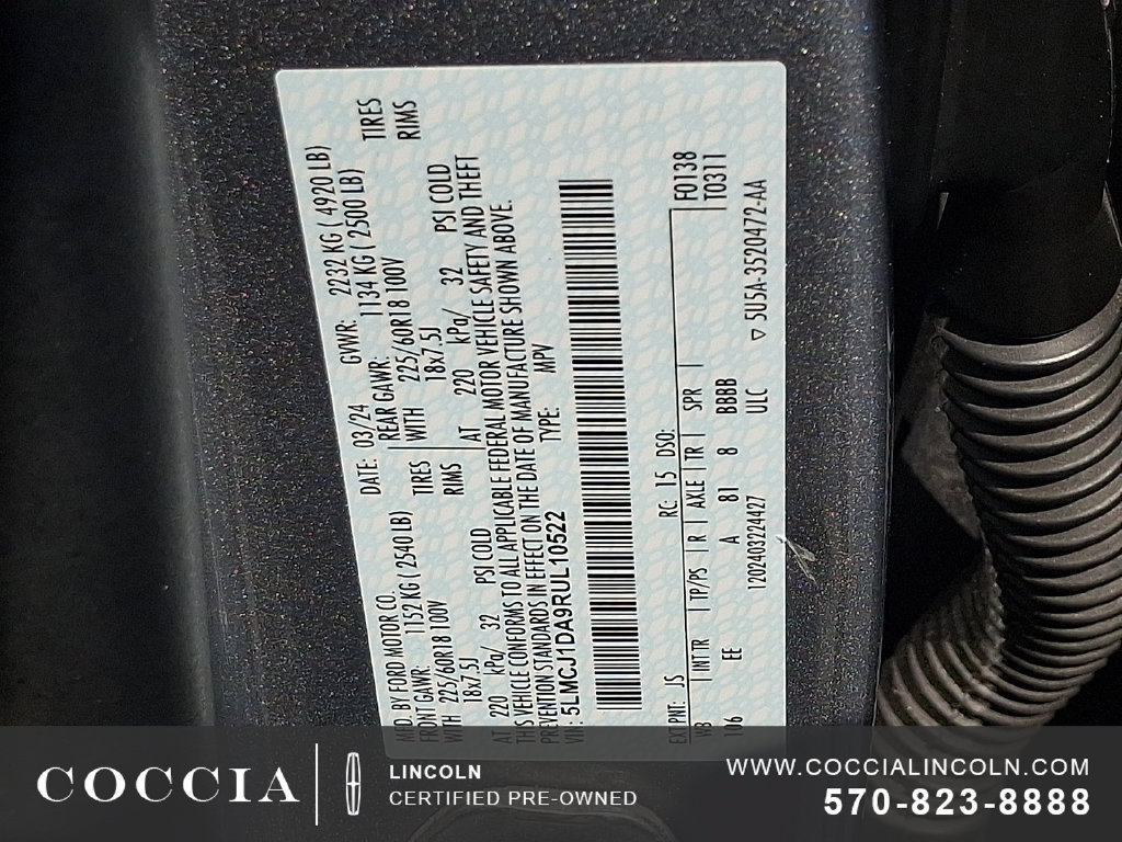 Certified 2024 Lincoln Corsair AWD image 26