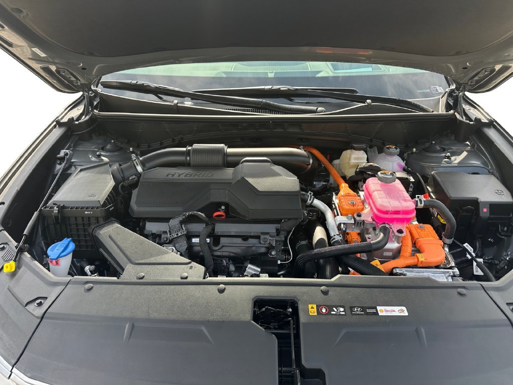 New 2026 Hyundai Tucson Limited w/ Tow & Go Package AWD/4WD image 24