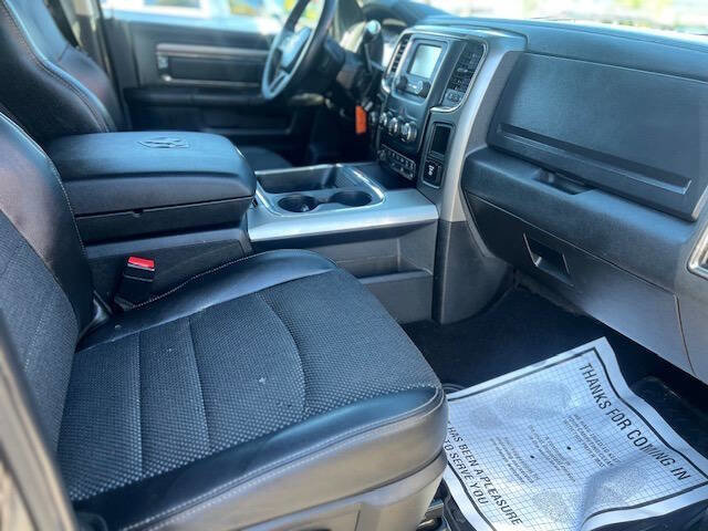 Used 2018 RAM 2500 Big Horn w/ Sport Appearance Group image 12