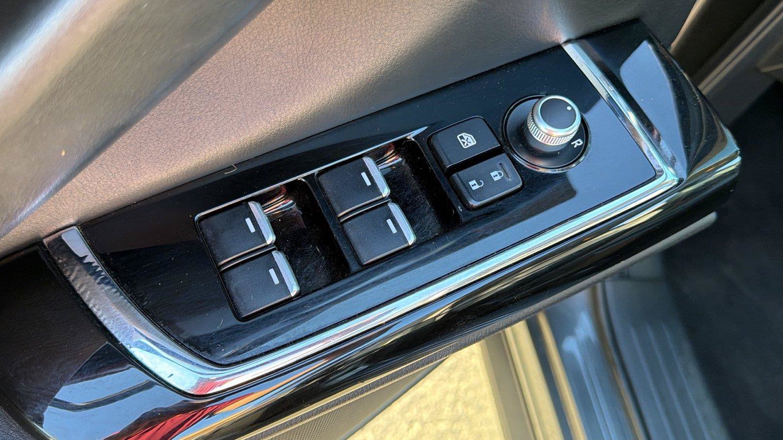 Used 2020 MAZDA CX-9 Touring w/ Touring Premium Package FWD image 12