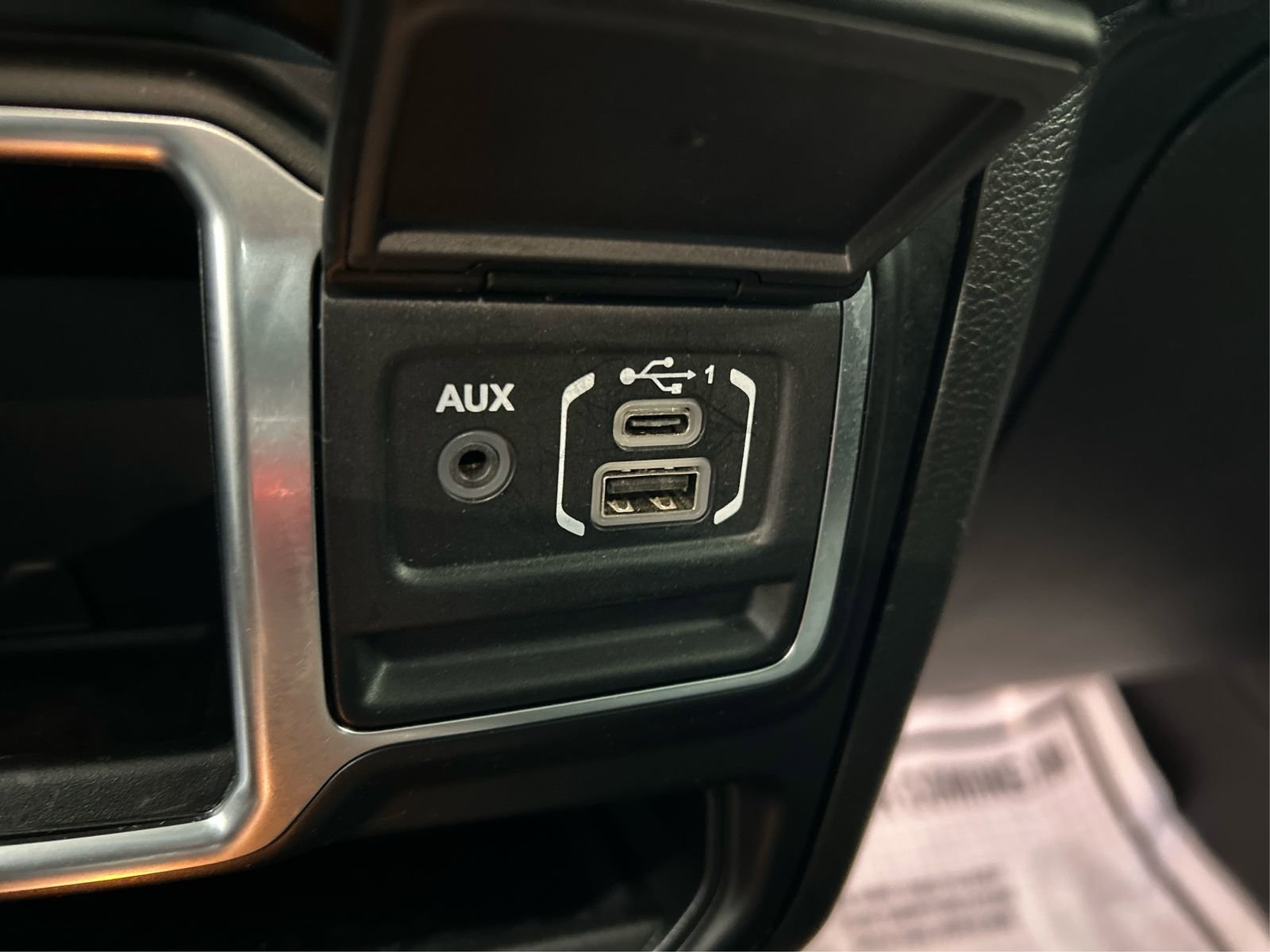 Used 2023 Jeep Gladiator Sport image 29