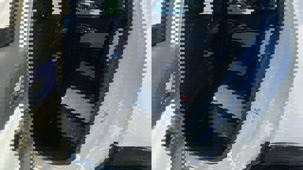 New 2026 Chevrolet Equinox EV LT image 15