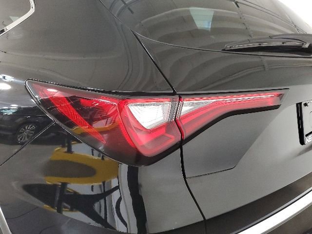 Used 2023 Acura MDX SH-AWD w/ Advance Package image 30