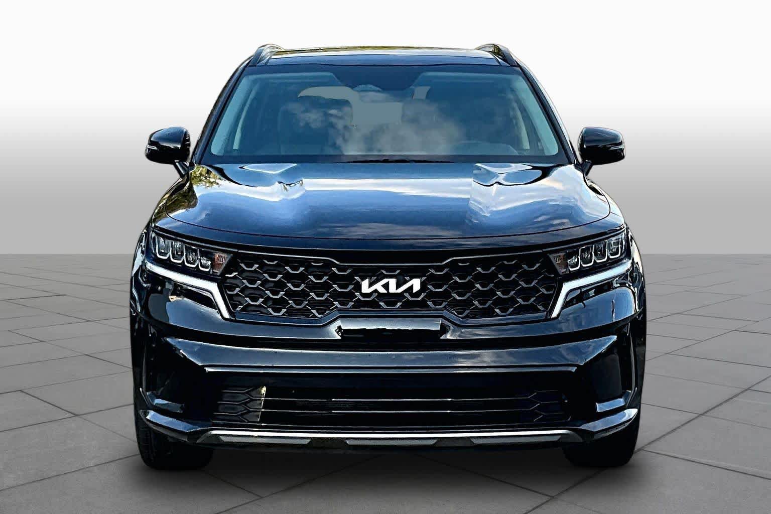 Used 2022 Kia Sorento S w/ Panoramic Sunroof Package FWD image 4