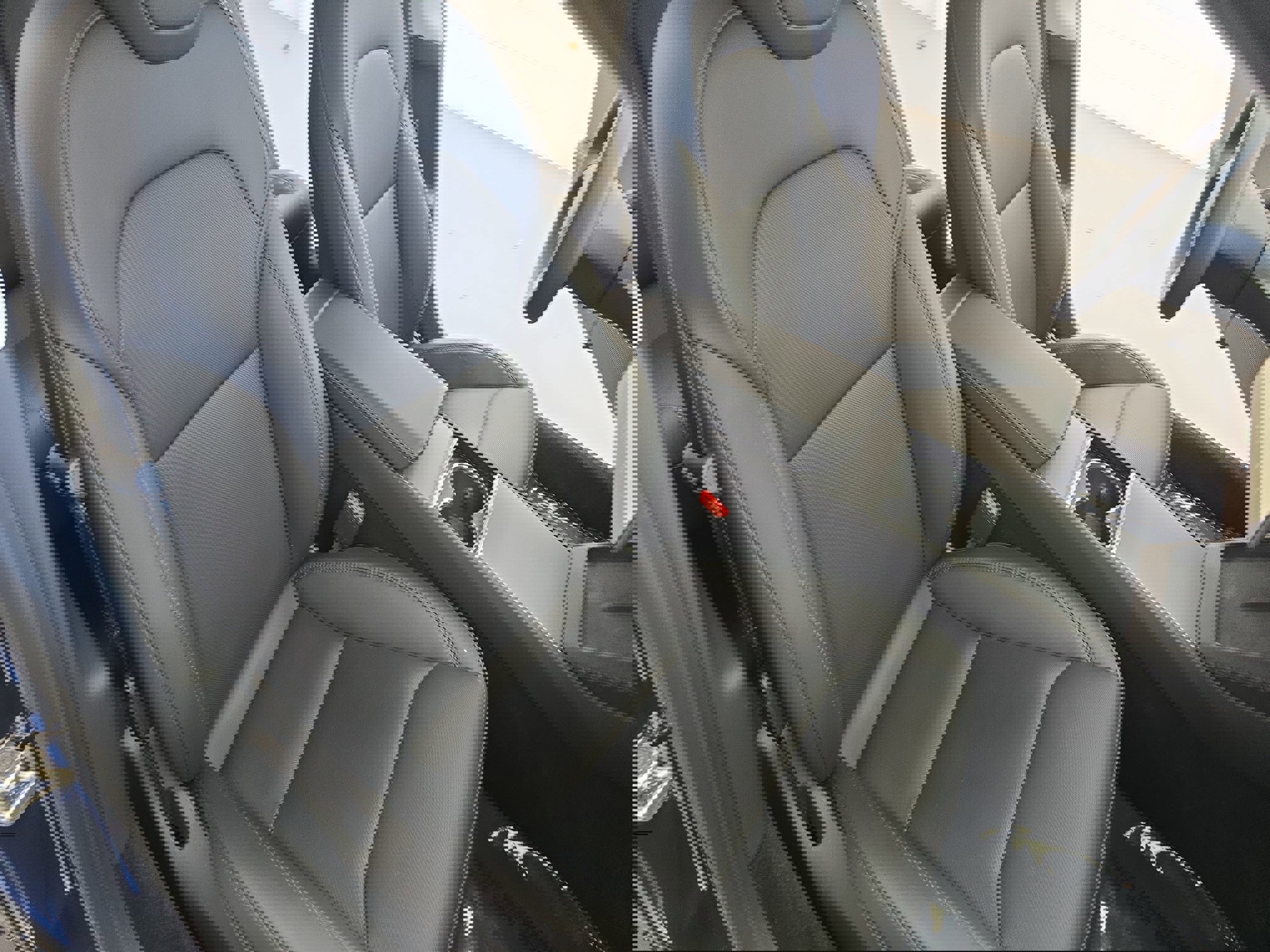 Used 2024 Tesla Model 3 Standard Range image 10