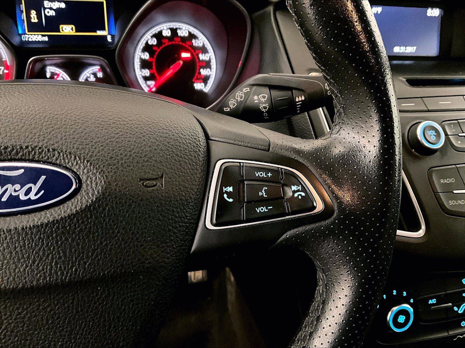 Used 2017 Ford Focus ST image 18