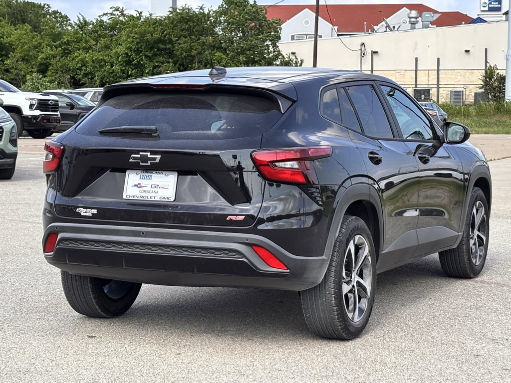 New 2026 Chevrolet Trax RS FWD image 4