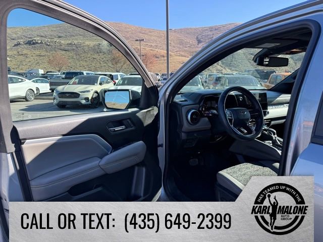 Used 2024 Chevrolet Colorado ZR2 w/ Technology Package image 11