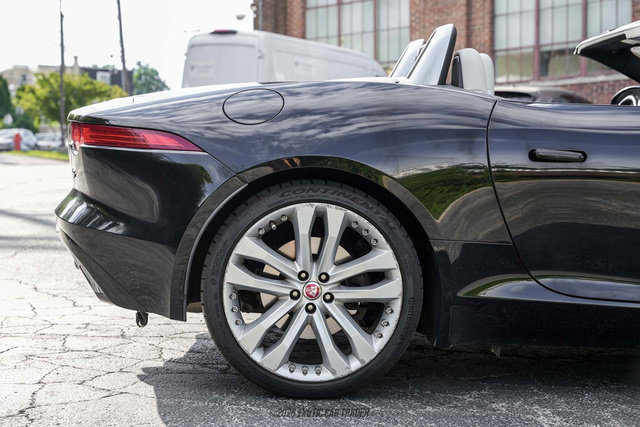 Used 2015 Jaguar F-TYPE S RWD image 10