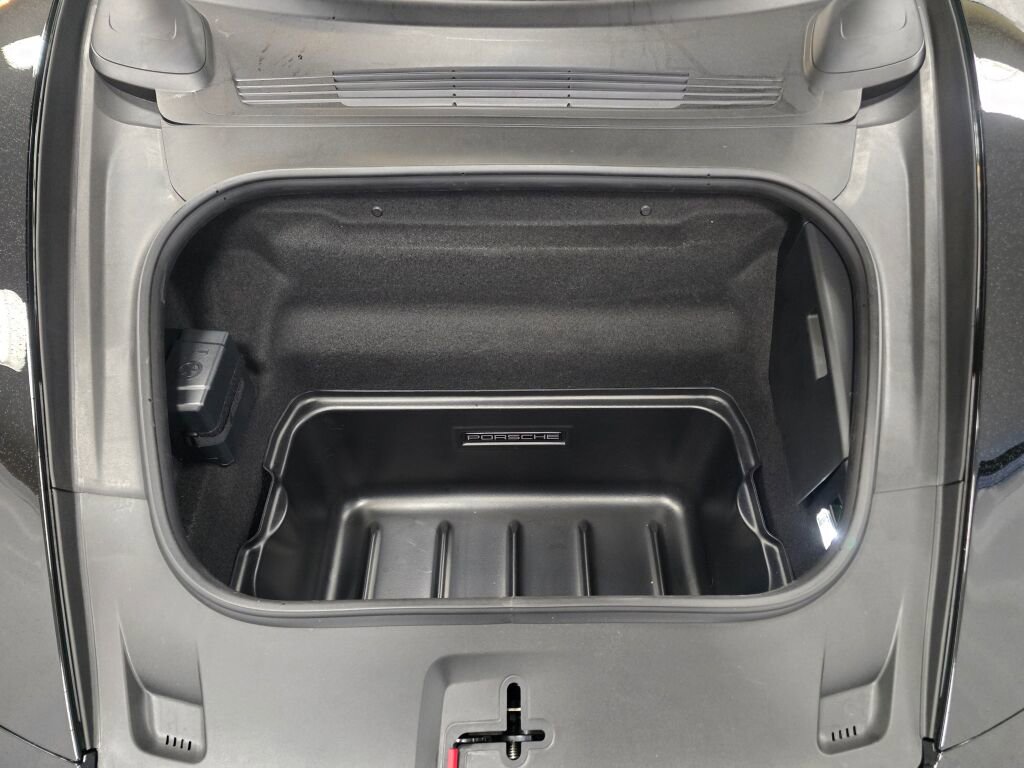 Certified 2025 Porsche 911 Carrera 4 GTS image 11