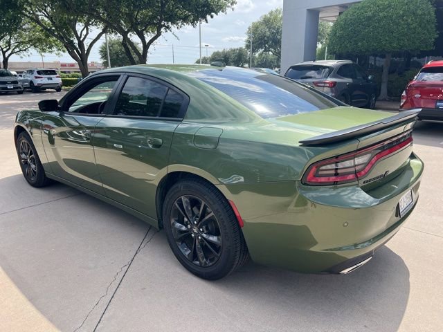 Used 2022 Dodge Charger SXT w/ Blacktop Package AWD/4WD image 4