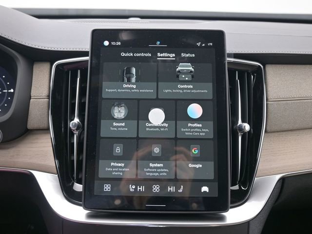 New 2026 Volvo XC90 T8 Plus w/ Protection Package Premier image 16